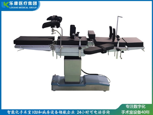 新款四功能電動(dòng)手術(shù)臺